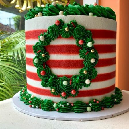 CHRISTMAS WREATH CAKE